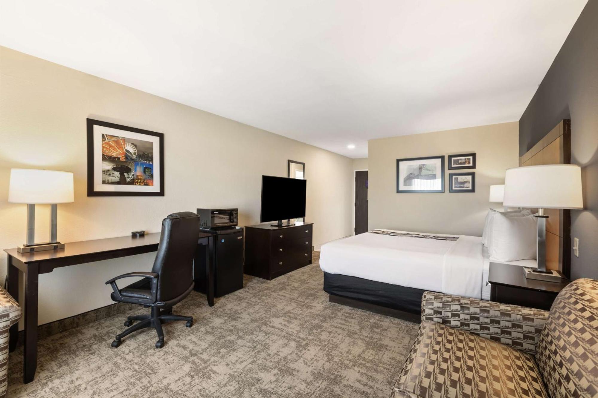 Best Western Inn & Suites - Midway Airport Burbank Exterior photo